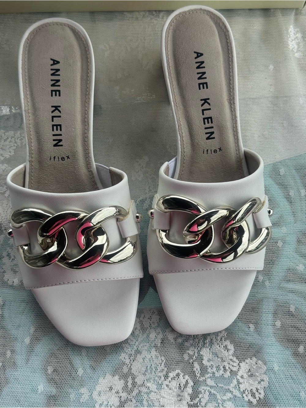 Anne Klein "Marilyn" White Sandal Slides, NIB Retail $98